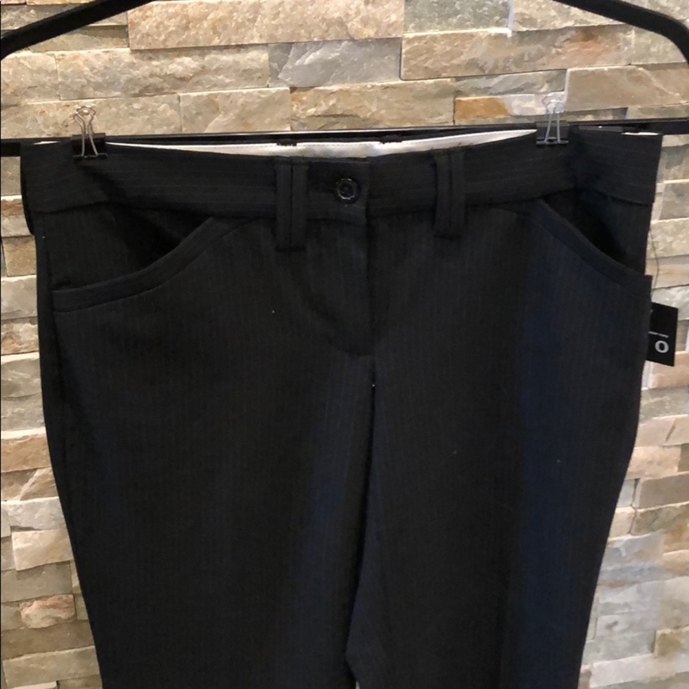 LIMITED: Women’s suit pants -black & gray stripe